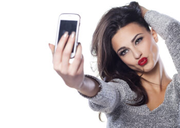 Next generation e chirurgia estetica: «I nuovi pazienti sono giovani, social e selfie addicted»
