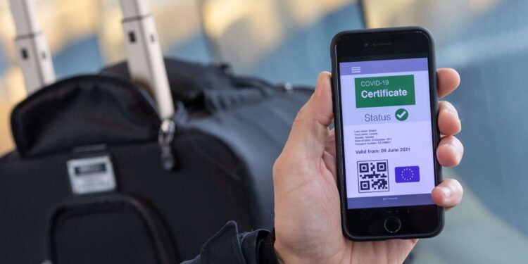 Arriva il green pass: tutto quello che si potrà fare con la certificazione verde nazionale