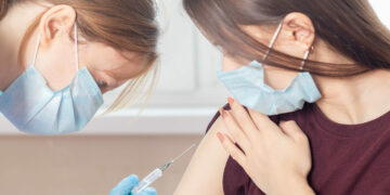 Come procedono le vaccinazioni in Italia: in testa il Molise, in coda la Sicilia