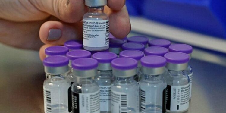 Quanto è efficace il vaccino anti-Covid Pfizer per gli adolescenti?