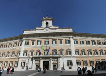 Green pass, obbligo anche alla Camera ma non per l'Aula e le commissioni