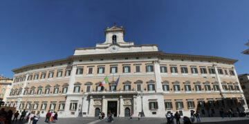 Green pass, obbligo anche alla Camera ma non per l'Aula e le commissioni