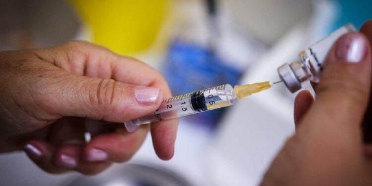 Cresce il fronte dell'obbligo vaccinale