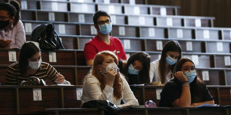 Quanto è ampio il fronte contro il Green pass nelle Università italiane