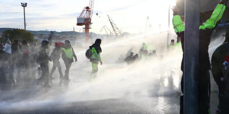 Come è cambiata la protesta dei portuali di Trieste
