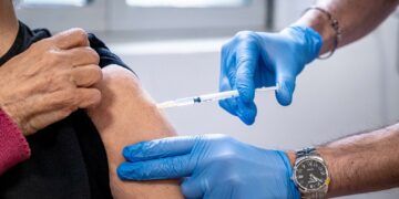 Il vaccino anti-Covid si farà insieme a quello antinfluenzale