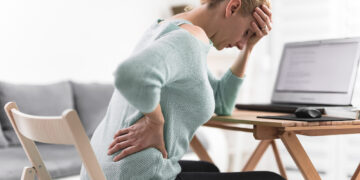 Mal di schiena: «Si cura e si previene con l’osteopatia»
