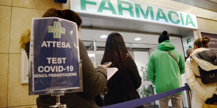 Dagli ospedali ai trasporti: i settori più a rischio per il boom di quarantene