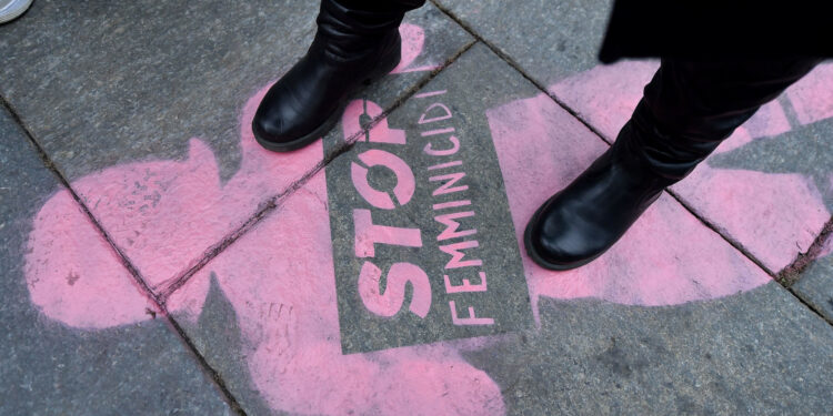 Ddl violenza contro le donne: braccialetto elettronico, fermo subito e vigilanza delle vittime