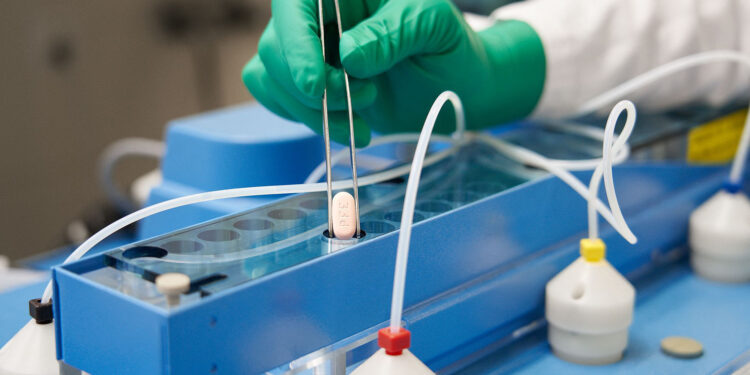 Quando arriva in Italia la pillola anti-Covid di Pfizer