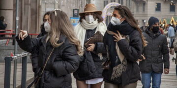 Quarantena e autosorveglianza: il rebus del nuovo decreto Covid
