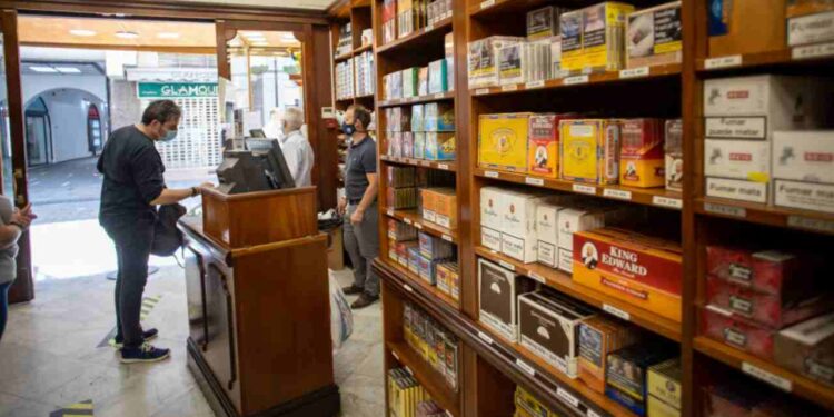 Green pass, tabaccai pronti allo sciopero per protestare contro l’obbligo