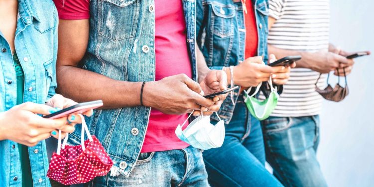 Una generazione perduta: gli effetti sociali e psicologici della pandemia sui giovani