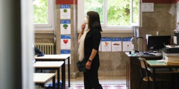 Stop all’obbligo vaccinale per i docenti, quando toccherà ai medici
