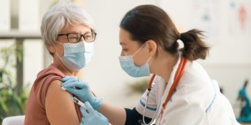 L’Iss nasconde i dati sull’efficacia delle quarta dose