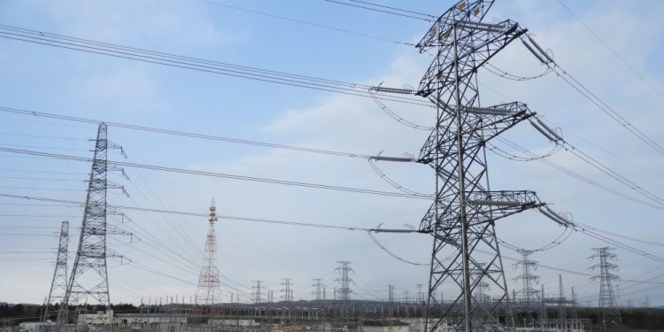 La Francia ci taglia l’energia elettrica per due anni