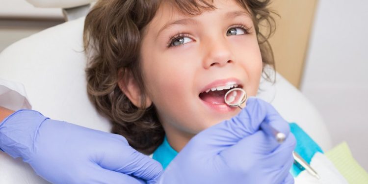 Malocclusioni dentali: «Attenzione alle abitudini viziate nei bambini»