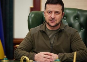Zelensky a Sanremo: nessun video ma solo un testo letto da Amadeus