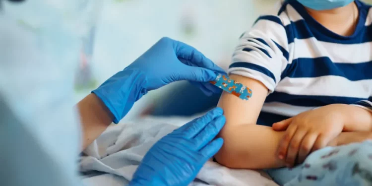 Corte Costituzionale sui danni da vaccino: illegittima legge sui tempi di indennizzo