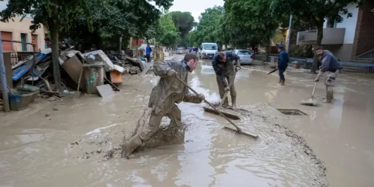 Il pensiero unico investe anche il clima
