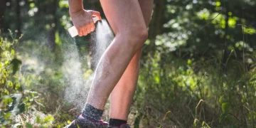 Imenotteri, frutta fresca, creme solari: ecco gli allergeni a cui prestare attenzione in estate