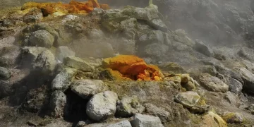 Cosa succede ai Campi Flegrei