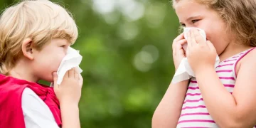 Come riconoscere i sintomi dell’allergia respiratoria in età pediatrica