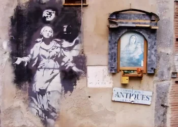 Napoli tra acqua, memoria e storia: il viaggio di Gerardo Ruggiero nel cuore del Mezzogiorno